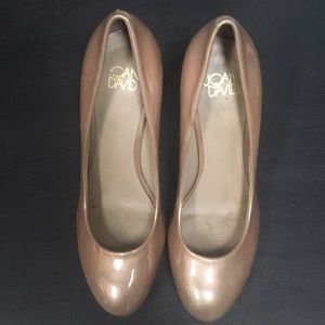 Joan and David pumps
